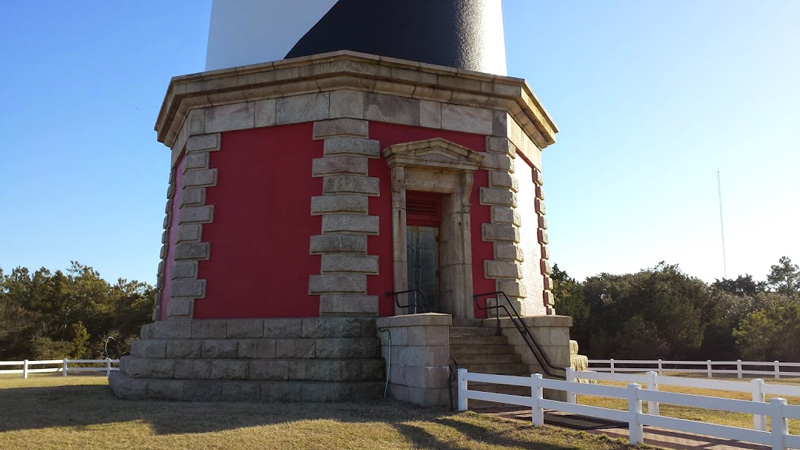 Cape Hatteras Lighthouse on the Outer Banks said to be haunted by a ghost cat.