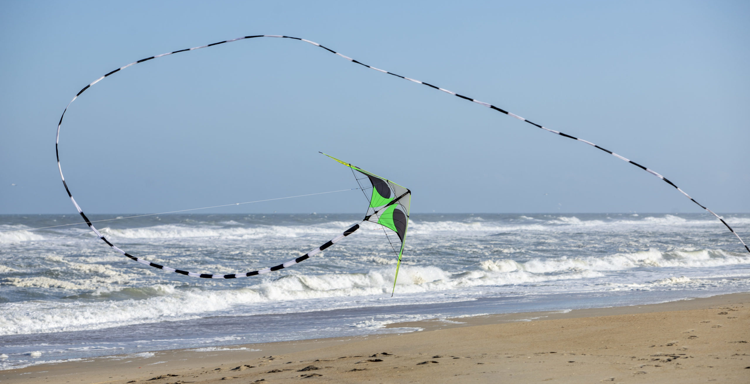 How to Improve Your Kite Flying Experience - Kitty Hawk Kites Blog
